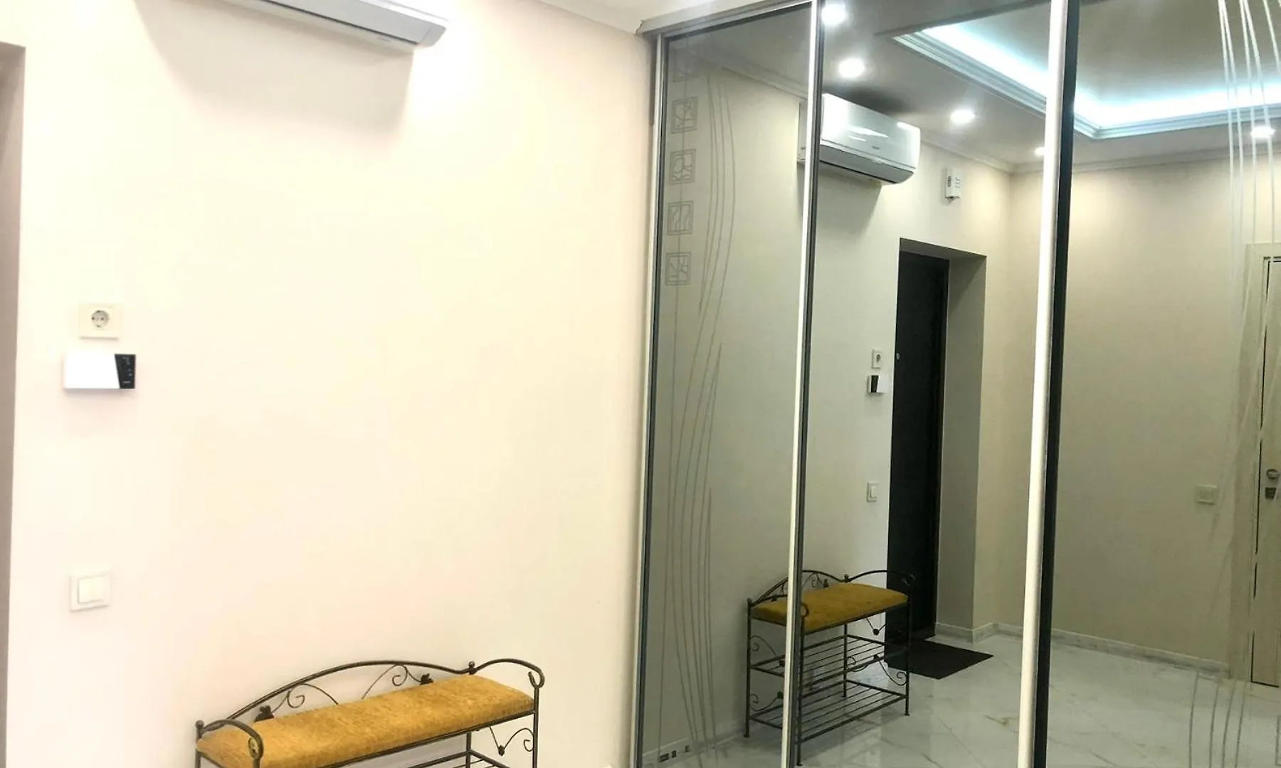 Διαμέρισμα Osapart Hotel In A Complex Semycvit 15 Λβιβ Ουκρανία